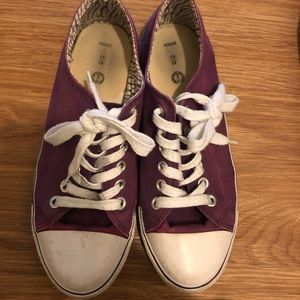 Purple shoes